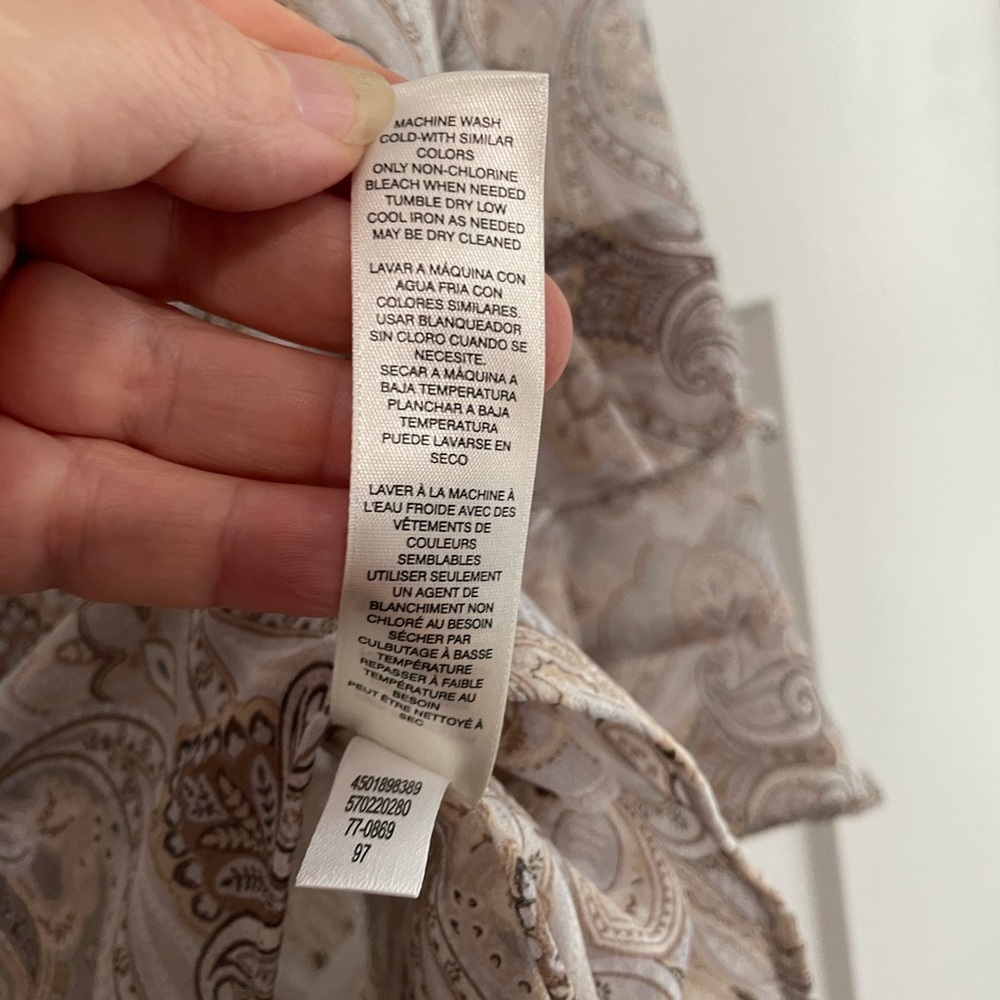 White House Black Market Beige Paisley Tie-Neck Blouse - Picture 7 of 9